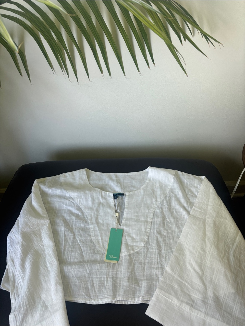 Shore White 💯 cottonLong-Sleeve Crop Shirt NWT